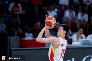 郇斯楠:对所有大学球员来说大一最难熬 我有信心克服未来的困难